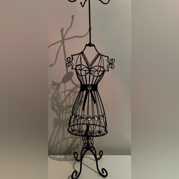 Jewelry storage - Picture 3 of 16